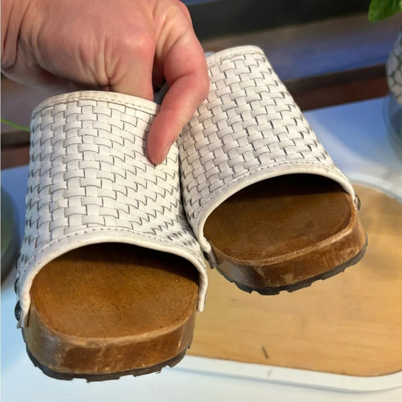 CANDIES Vintage Woven Leather Sandals size 8. Perfect condition - Picture 9 of 9